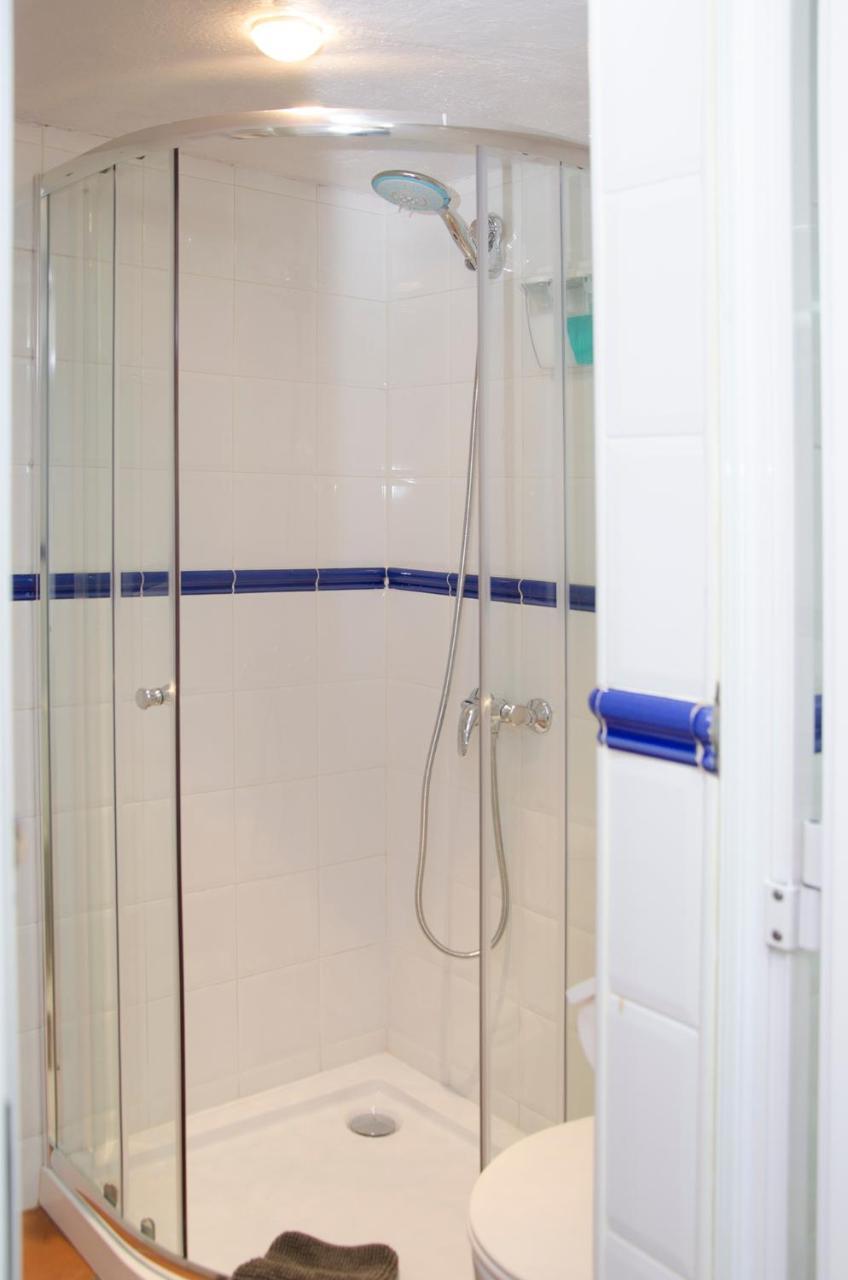 Apartment Vacarisses Torreblanca Estacion, Piscina Privada Dış mekan fotoğraf